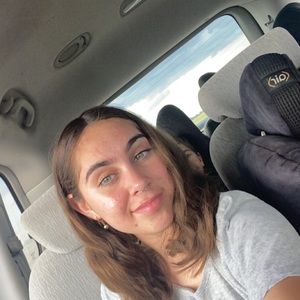 Meet your Posher, Tiara